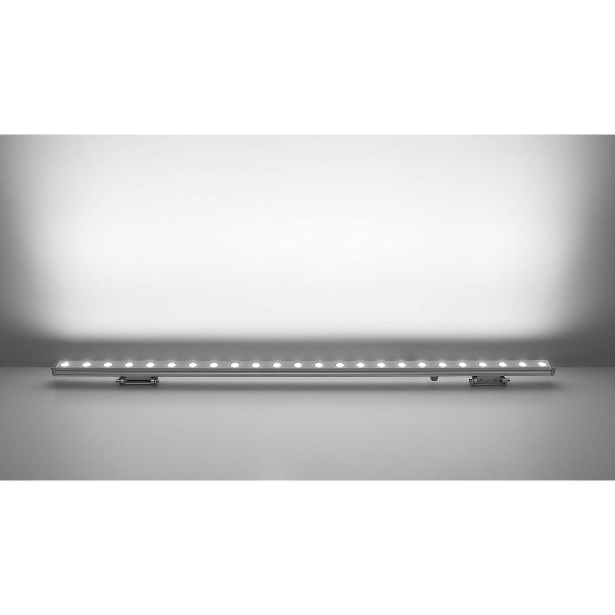 Artemide - Stehleuchte Spike LED 24 IP65 Elliptic Flood 3000K