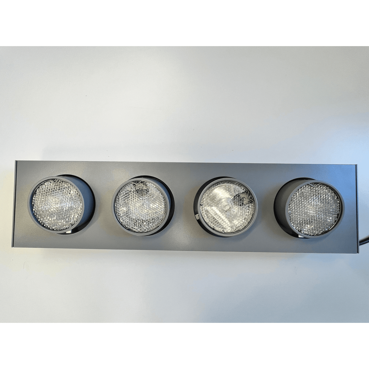 Mawa - Aufbaustrahler Wittenberg 4-flammig halogen grau inkl. Trafo