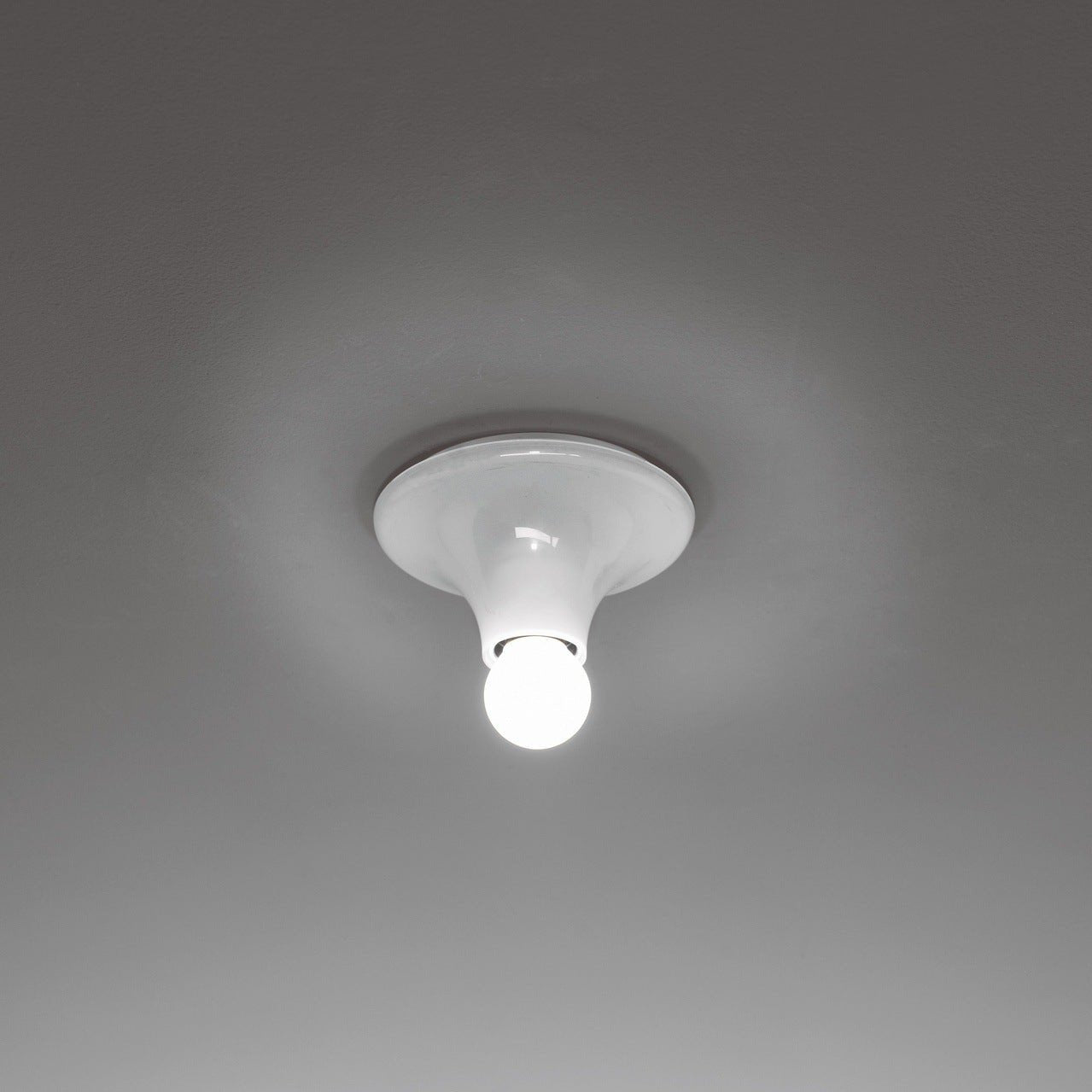 Artemide - Wand-/Deckenleuchte Teti