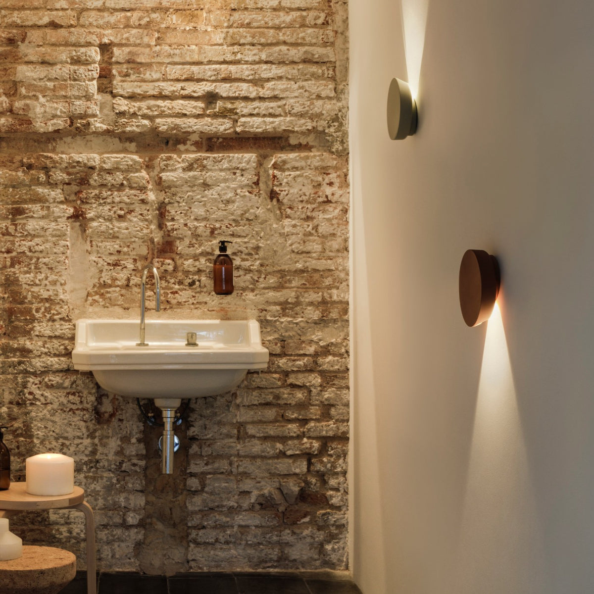 Vibia Lighting- Wandleuchte Dots 4670